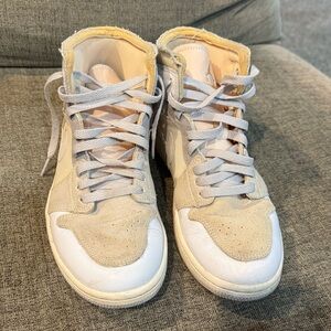 Air Jordan 1 Mid SE 'Inside Out'